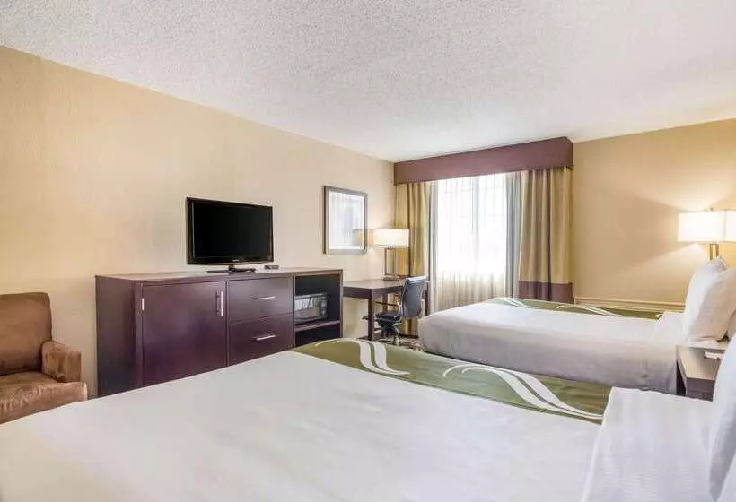 Отель Quality Inn