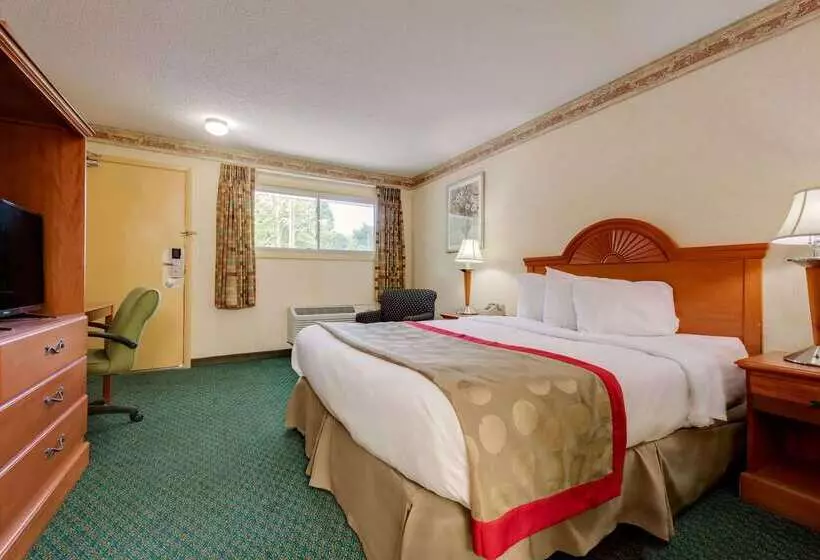 호텔 Ramada By Wyndham Cleveland Airport West