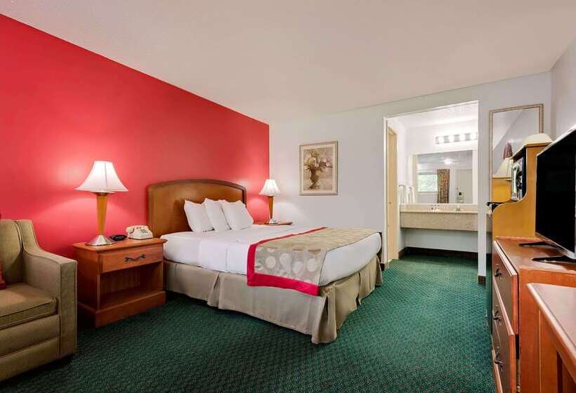 호텔 Ramada By Wyndham Cleveland Airport West