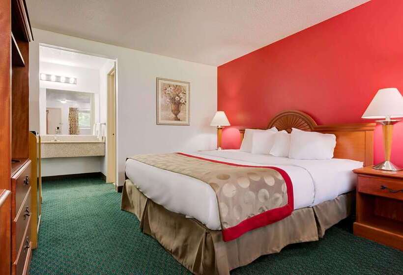 호텔 Ramada By Wyndham Cleveland Airport West