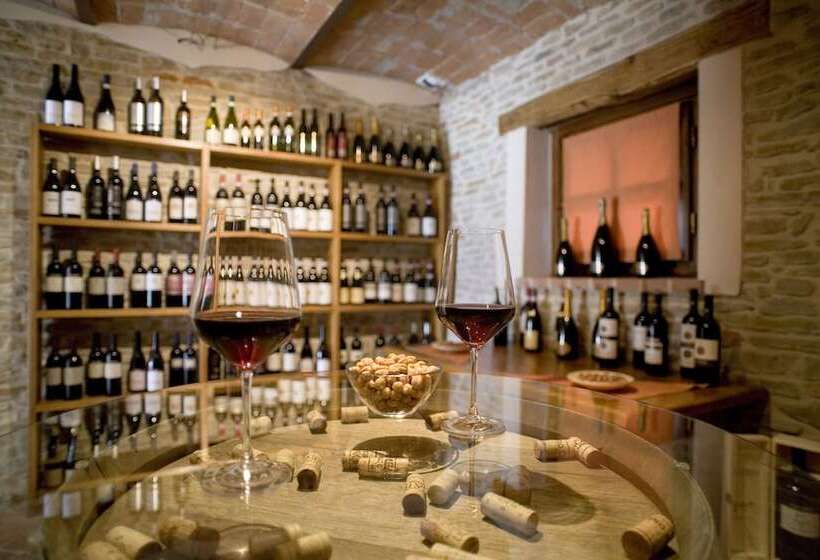 ホテル Relais Montemarino