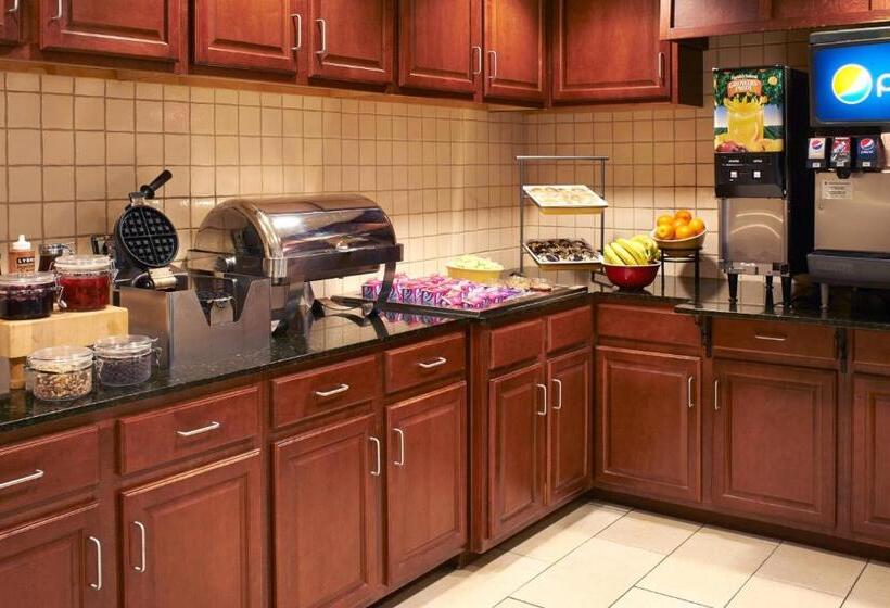 Отель Residence Inn By Marriott Saginaw