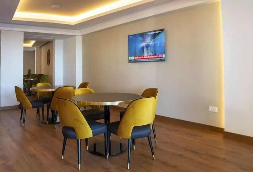 Отель Santa Eufémia Covilhã