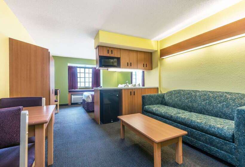 Microtel Inn & Suites By Wyndham Auburn