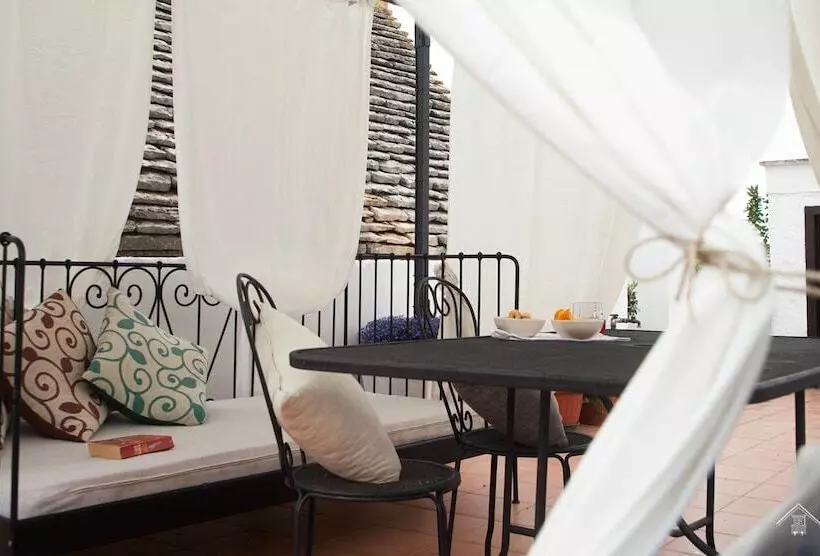 Отель Albergo Diffuso Sotto Le Cummerse