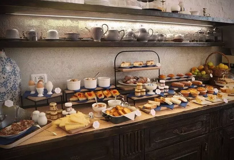 Отель Albergo Diffuso Sotto Le Cummerse