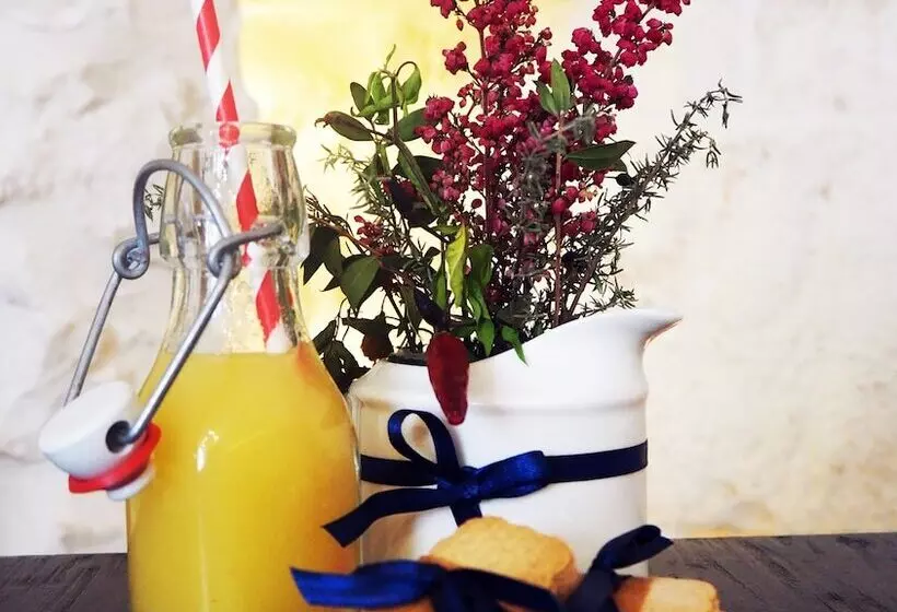 Отель Albergo Diffuso Sotto Le Cummerse