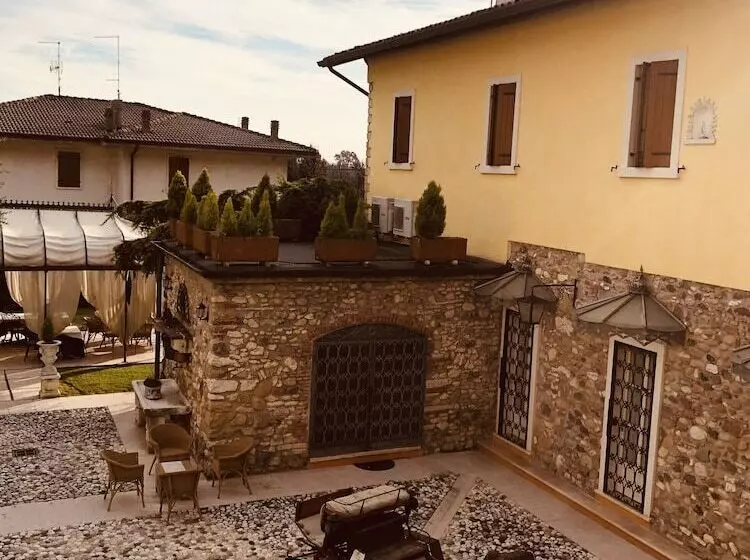 ホテル Antica Dimora Corte Impero