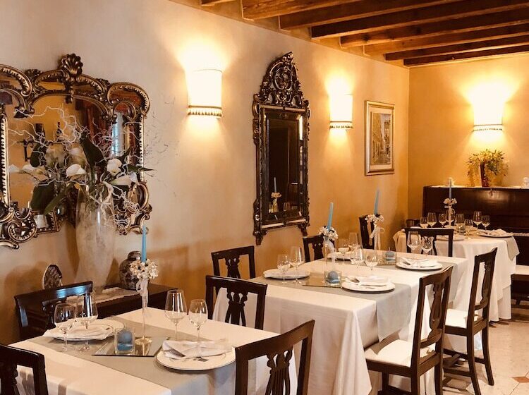 فندق Antica Dimora Corte Impero