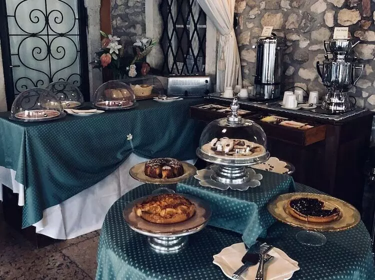 ホテル Antica Dimora Corte Impero