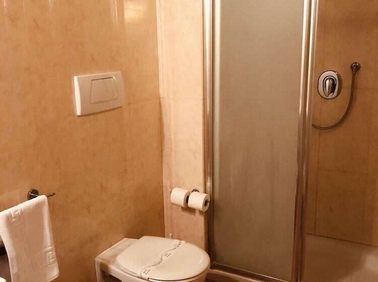 فندق Antica Dimora Corte Impero