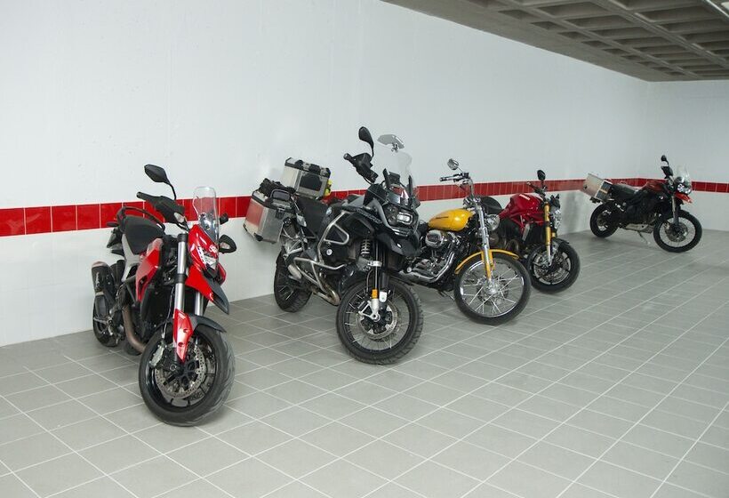 בית מלון כפרי Cortijo Chico Málaga Airport