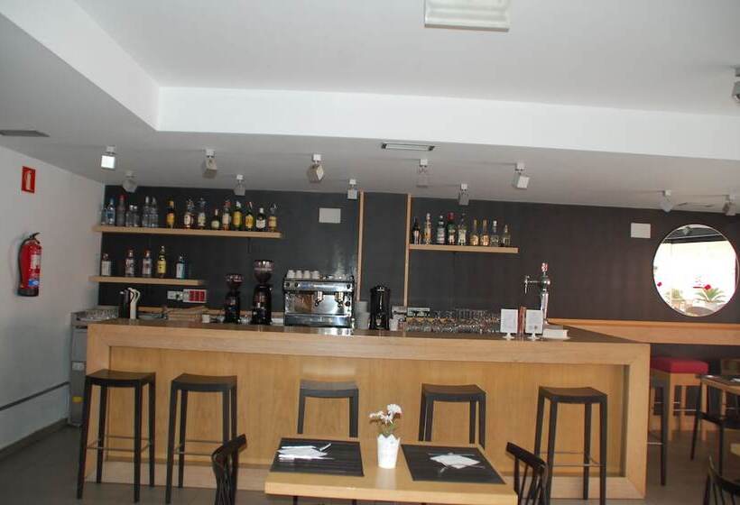 酒店 Eco Alcala Suites