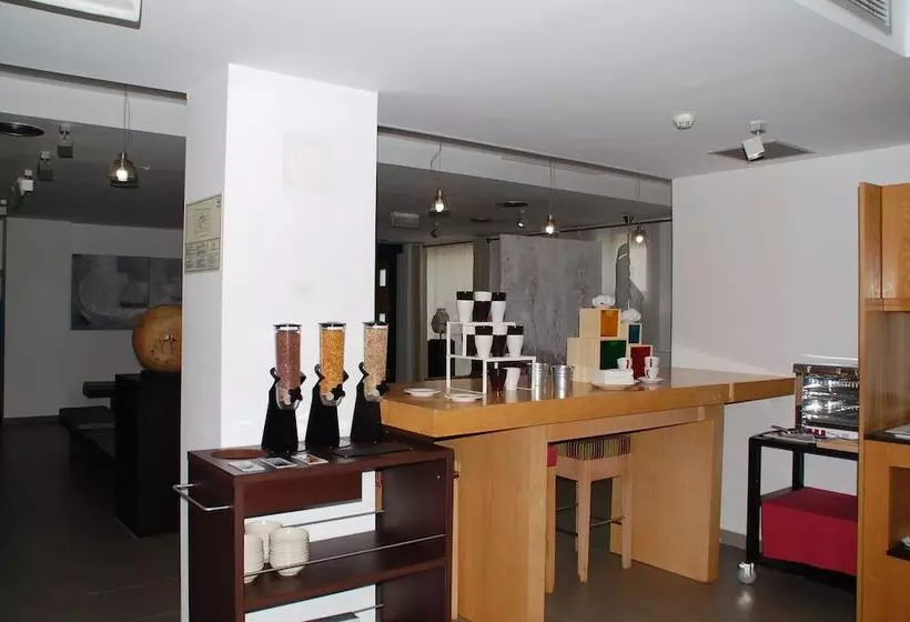 酒店 Eco Alcala Suites