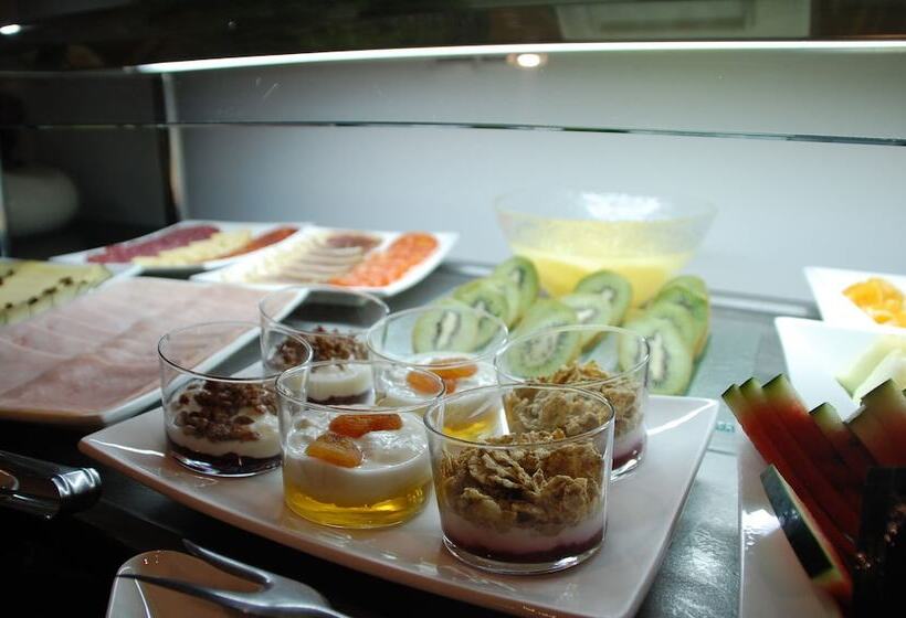 酒店 Eco Alcala Suites