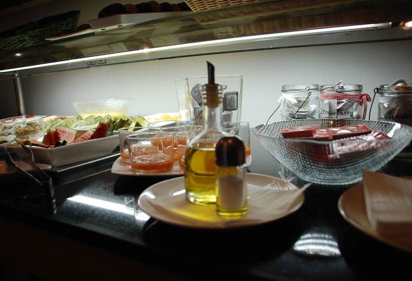 酒店 Eco Alcala Suites