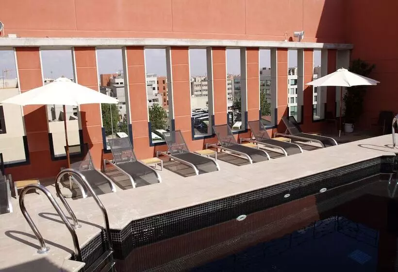 Hotelli Eco Alcala Suites