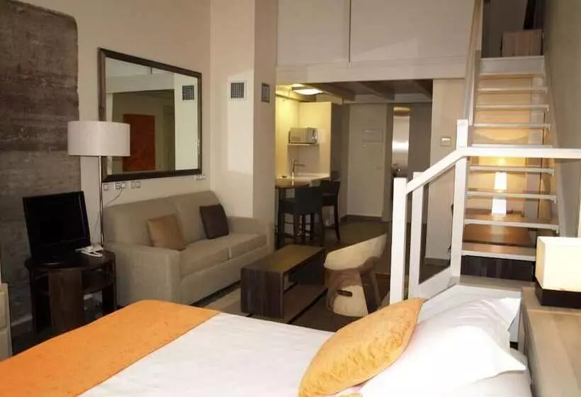 Hotelli Eco Alcala Suites