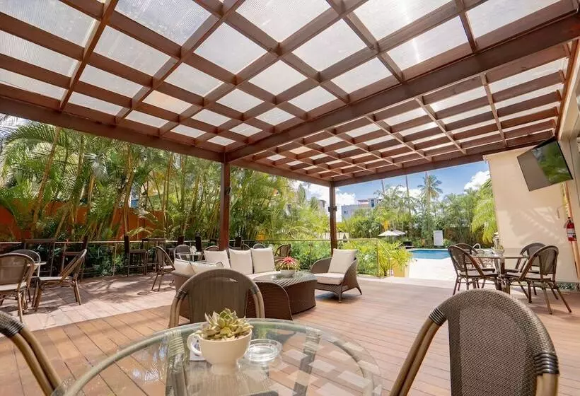 هتل Hodelpa Garden Court