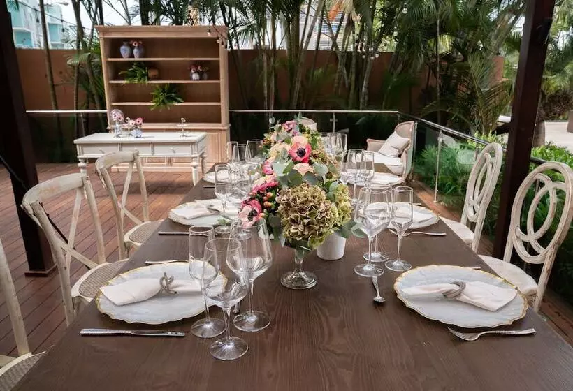 هتل Hodelpa Garden Court