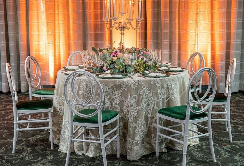 هتل Hodelpa Garden Court