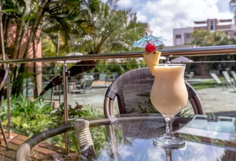 هتل Hodelpa Garden Court