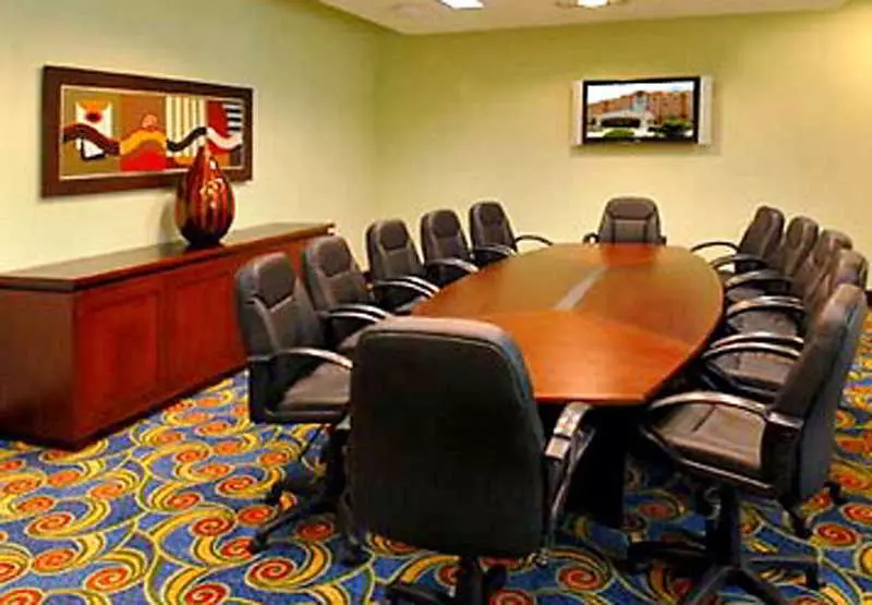 هتل Hodelpa Garden Court