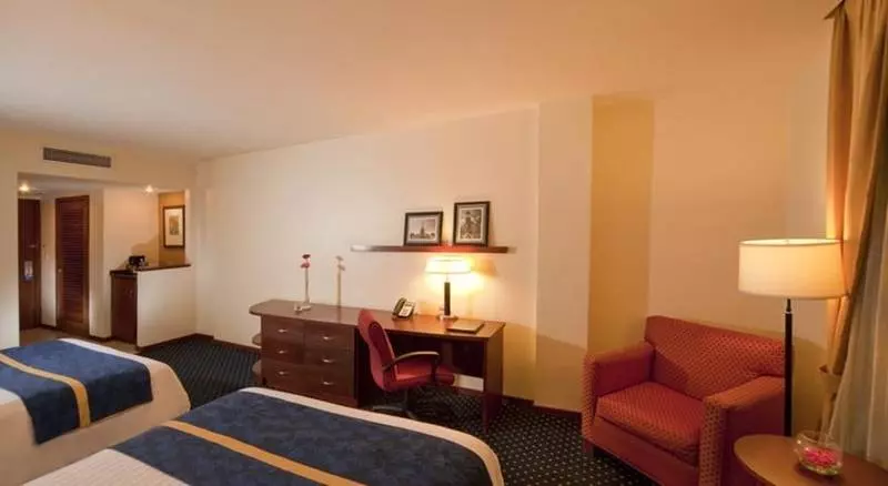 هتل Hodelpa Garden Court