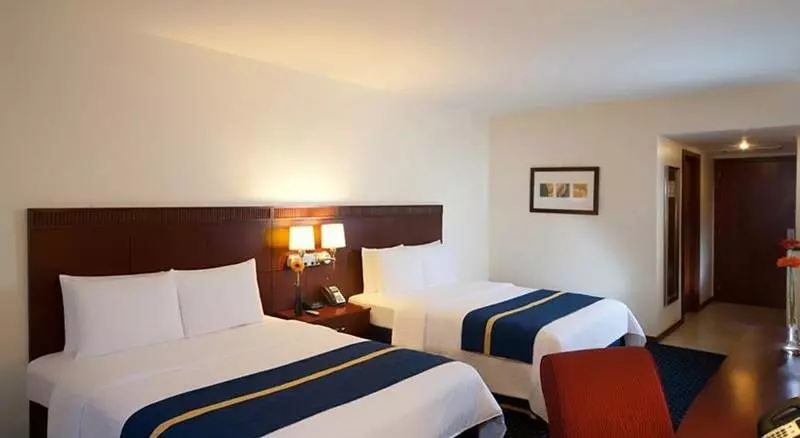 هتل Hodelpa Garden Court