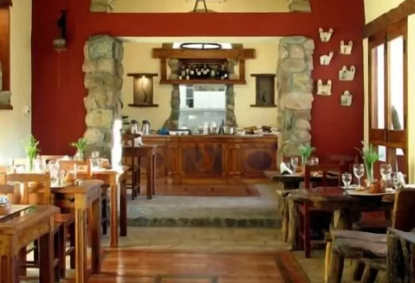 هتل Hostal Killari