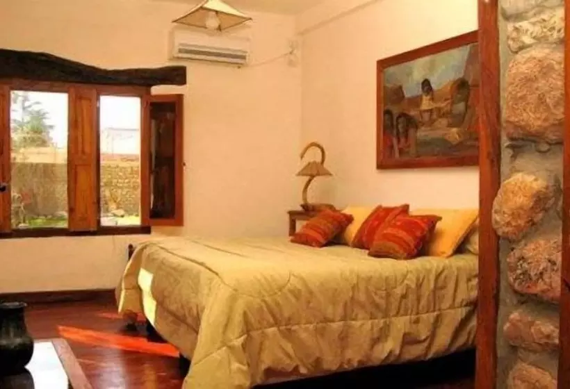 هتل Hostal Killari