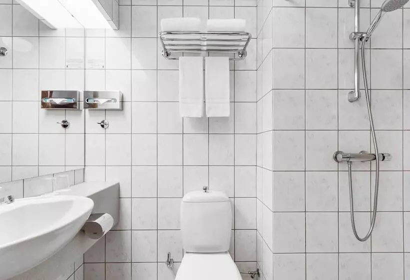 هتل ísland   Spa & Wellness