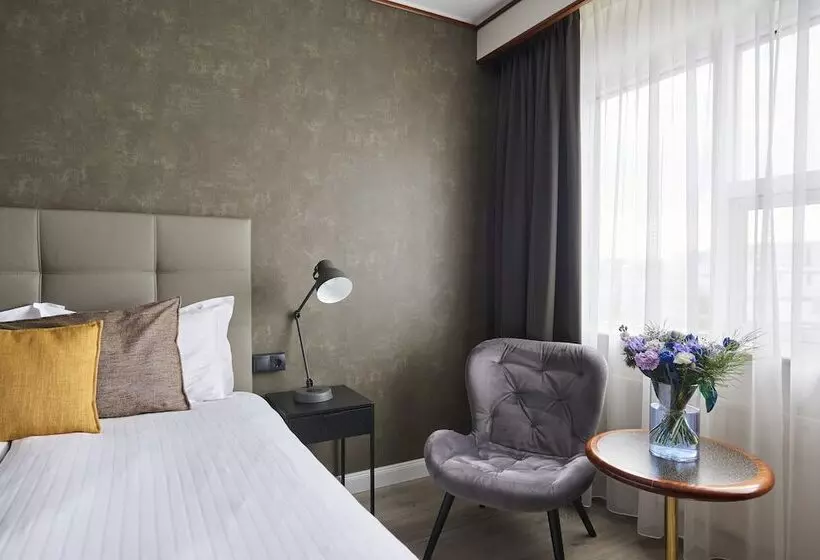 هتل ísland   Spa & Wellness