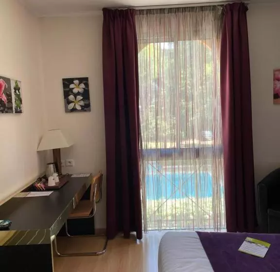 فندق Le Clos De L Aube Rouge  Montpellier / Castelnau Le Lez