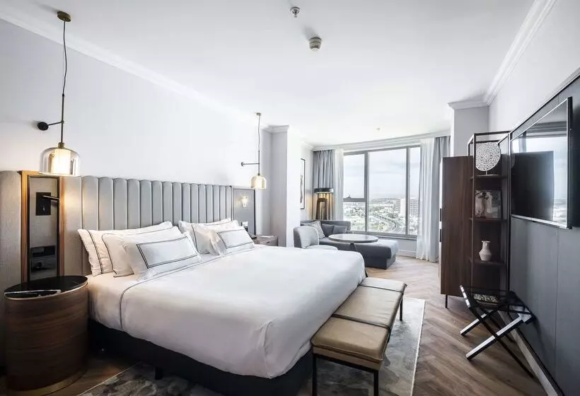 فندق Meliá Valencia