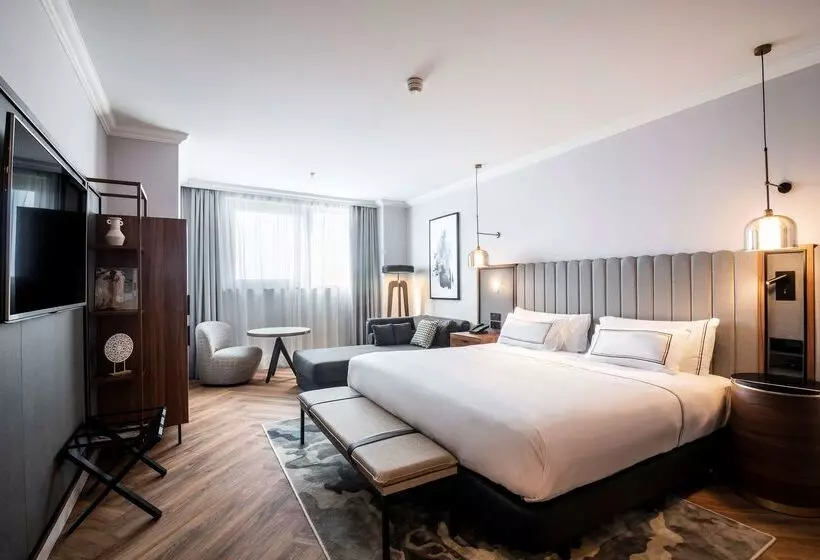 فندق Meliá Valencia