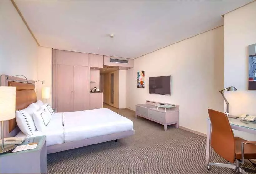 فندق Meliá Valencia