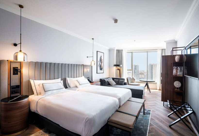 هتل Meliá Valencia