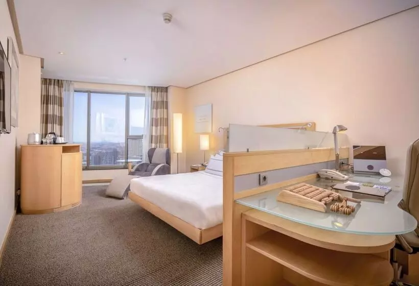 فندق Meliá Valencia