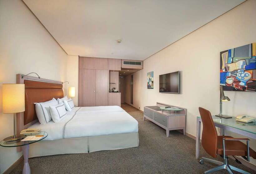 هتل Meliá Valencia