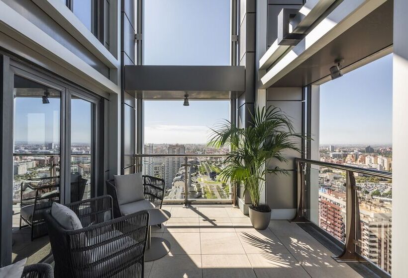 هتل Meliá Valencia