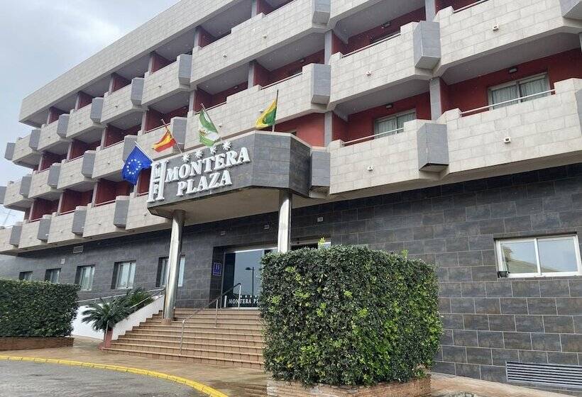 בית מלון כפרי Montera Plaza