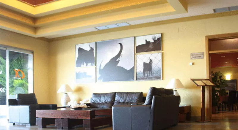 酒店 Montera Plaza