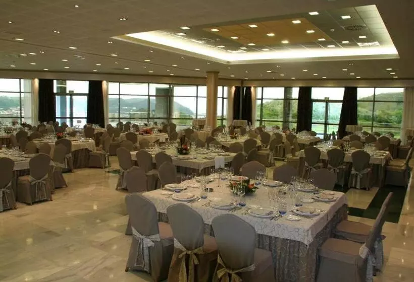 هتل Palacio De La Magdalena