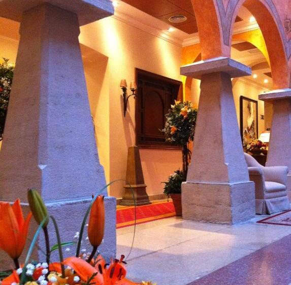 فندق Palacio De La Magdalena