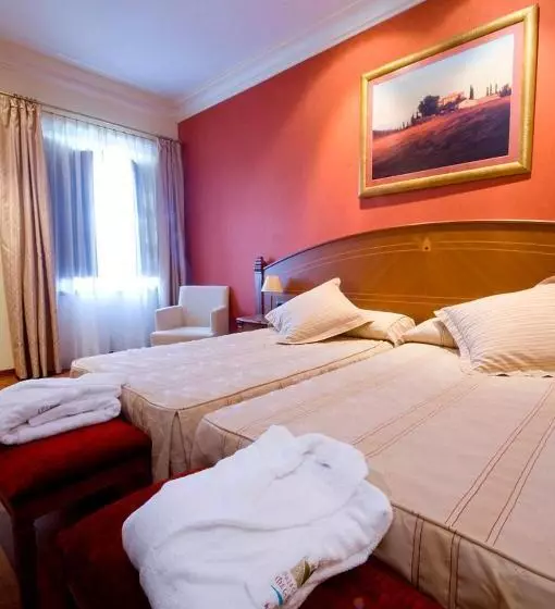 هتل Palacio De La Magdalena