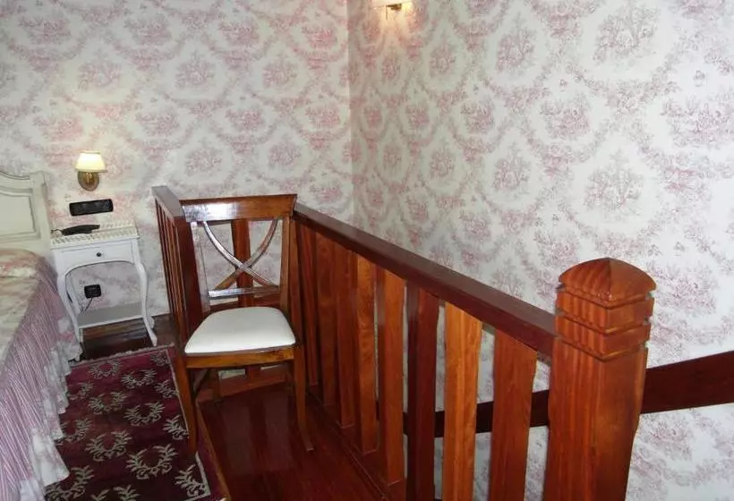 Отель Pazo De Adrán