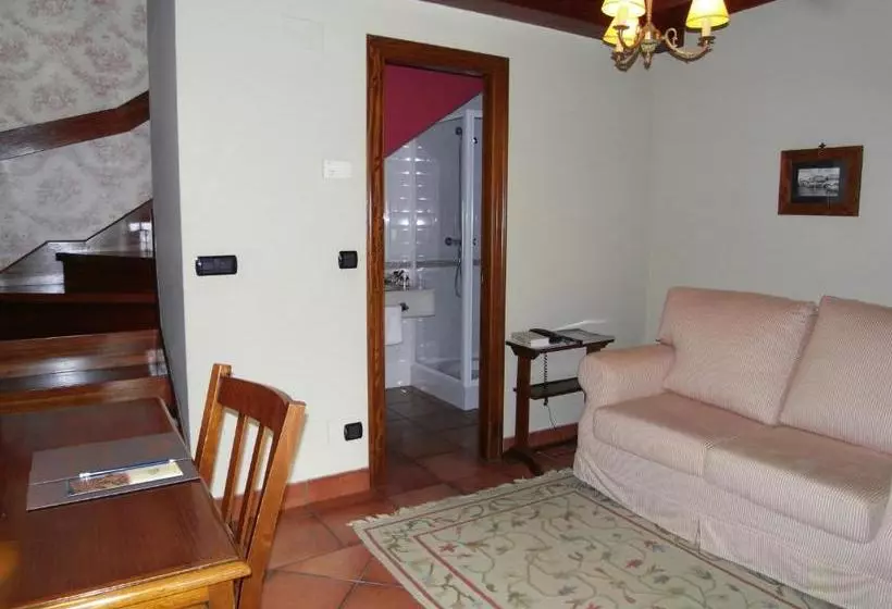 Отель Pazo De Adrán