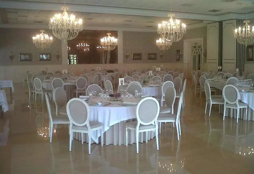 Отель Pazo De Adrán