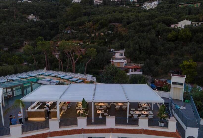 ホテル Punta Campanella Resort & Spa